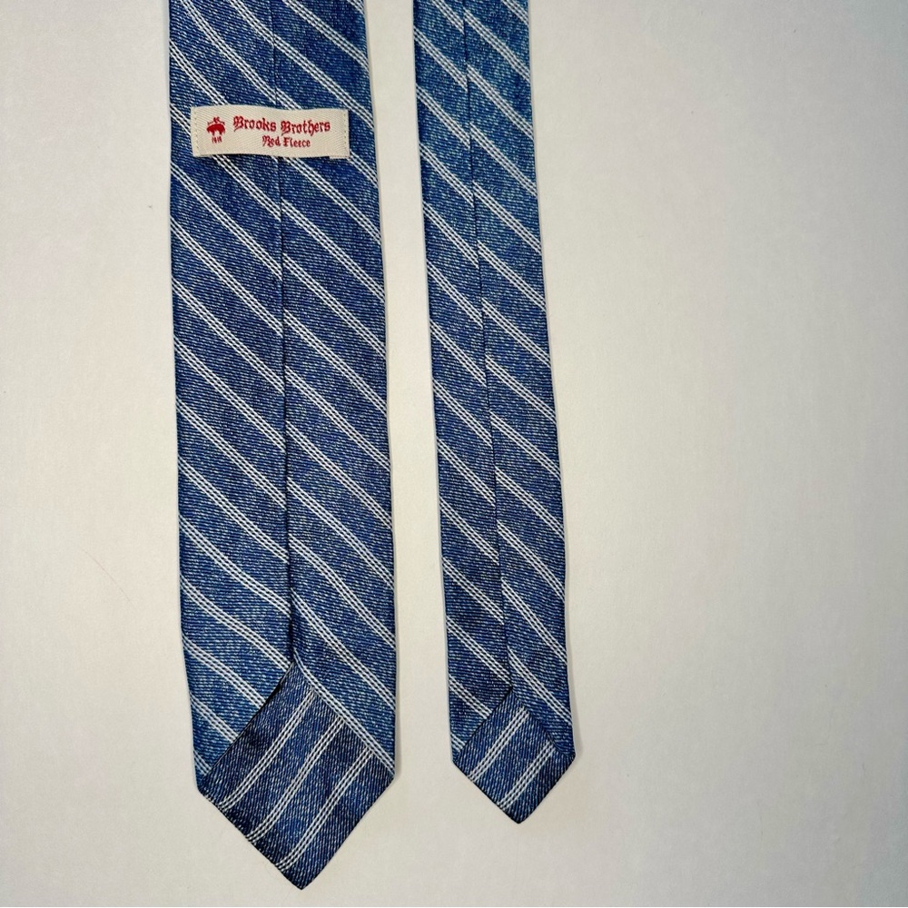 Red Fleece BROOKS BROTHERS Untipped Denim Blue White Striped Slim Silk Tie 2.25” - Picture 3 of 7